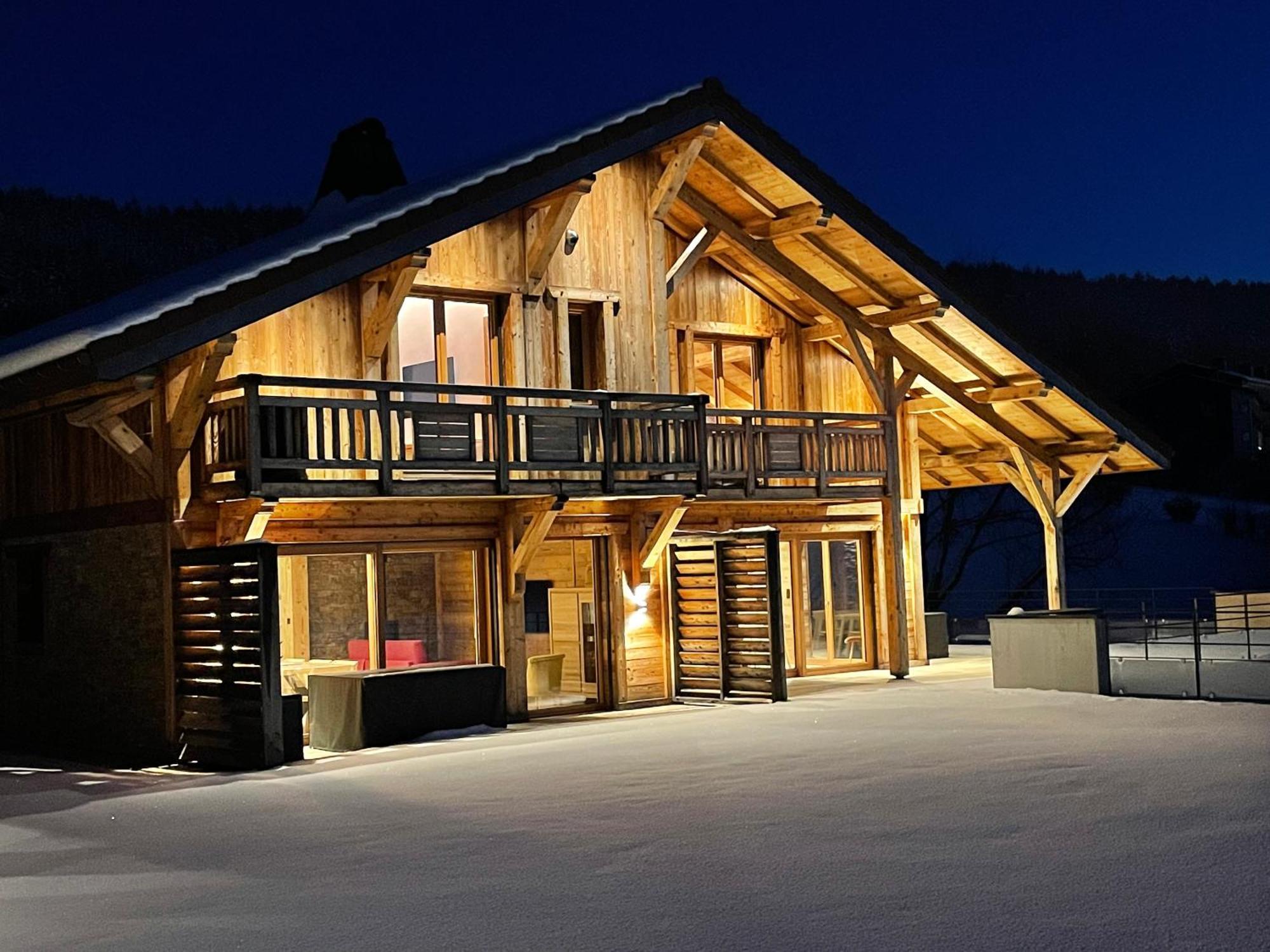 Chalets Coeur Du Lac Малбюисон Екстериор снимка